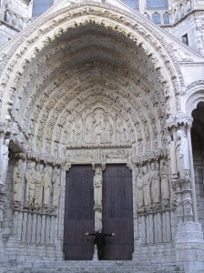 Initiandernas port i Chartres